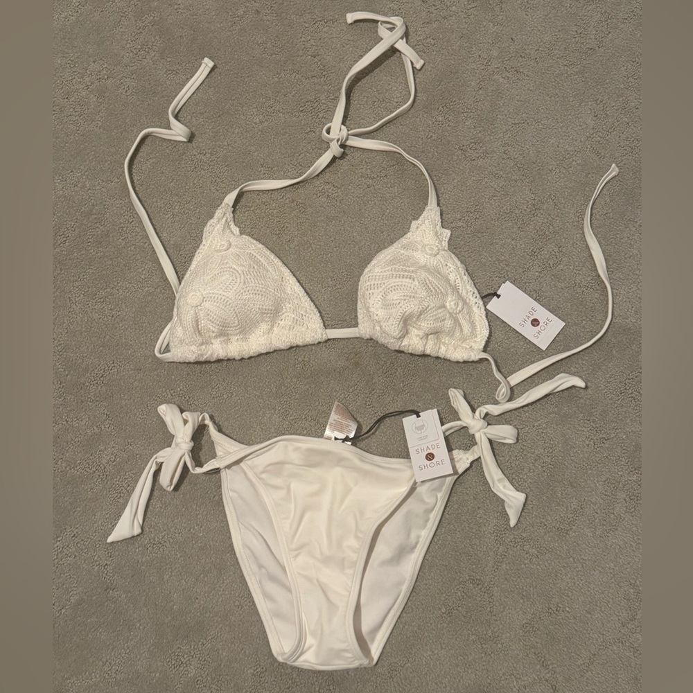 NWT.  beautiful bikini.